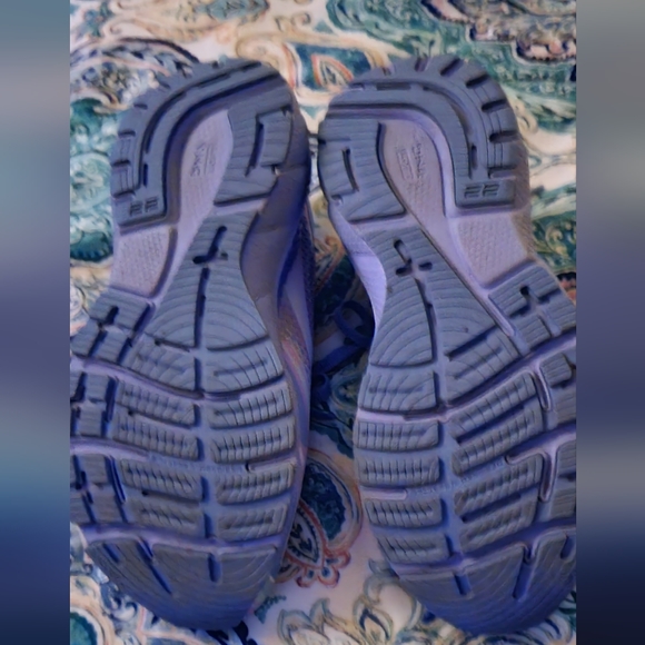 Brooks adrenaline running shoes women's 6.5 - Picture 3 of 3